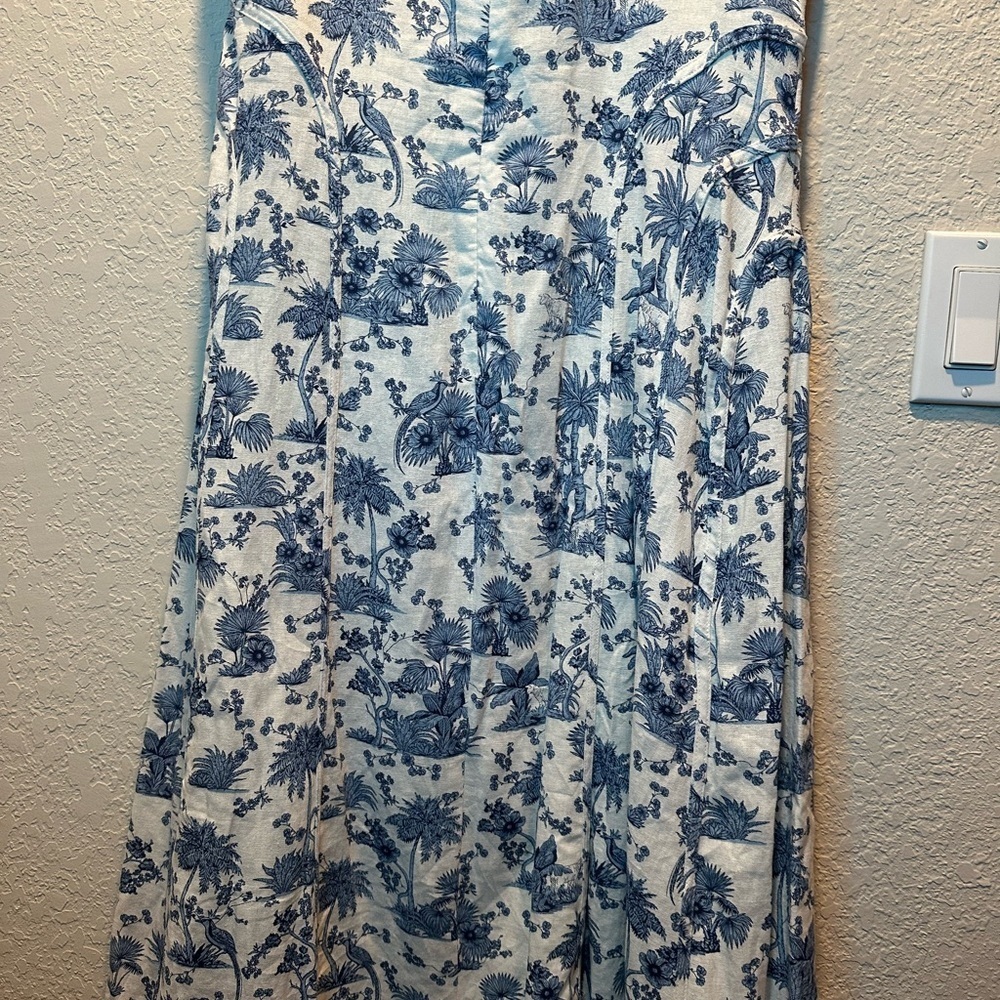 House of Harlow 1960 White and Blue Patterned Midi Dress - Picture 9 of 10